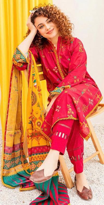 3 Piece Stitched Premium Embroidered Lawn Suit FN-199